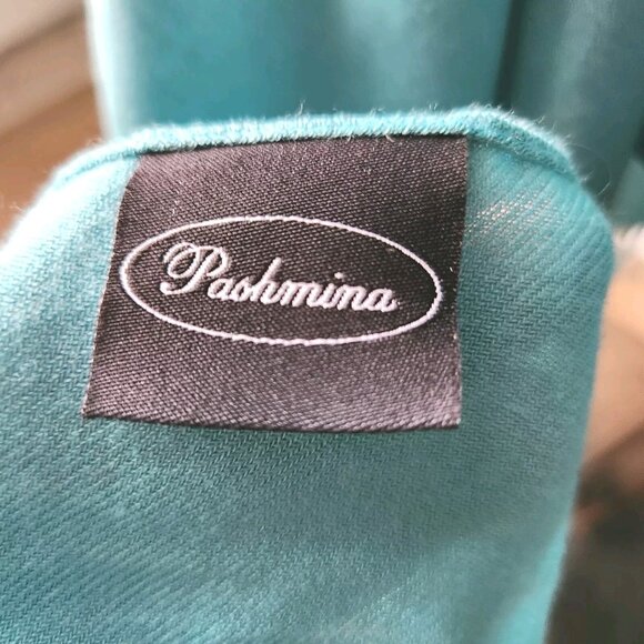 Pashmina Wide Scarf Wrap Shawl Fringed OS 71"×31" Made In Italy - Picture 5 of 7